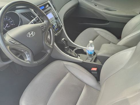 Used 2012 Hyundai Sonata Hybrid w/ Leather Pkg image 5