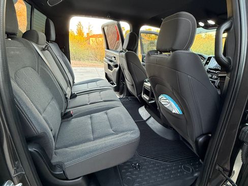 Used 2019 RAM 1500 Big Horn image 22