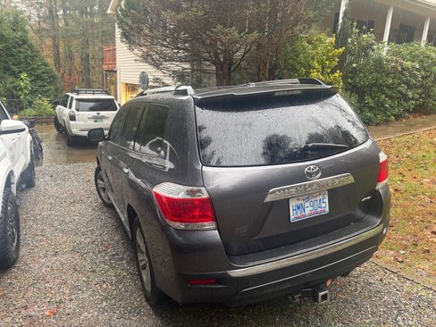 Used 2012 Toyota Highlander Limited image 5