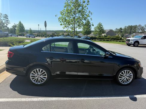 Used 2016 Volkswagen Jetta SEL FWD image 8