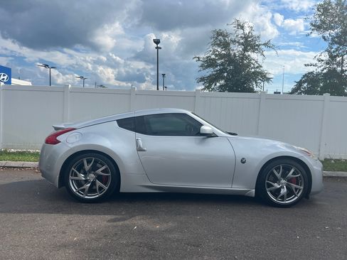 Used 2014 Nissan 370Z Coupe w/ Sport Package image 1