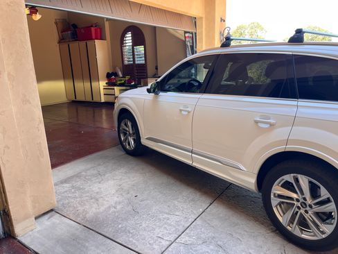 Used 2021 Audi Q7 2.0T Premium Plus w/ Premium Plus Package image 4