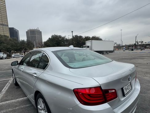 Used 2011 BMW 528i 528i Sedan 4D image 6