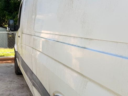 Used 2012 Mercedes-Benz Sprinter 2500 image 32