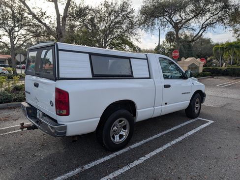 Used 2004 Dodge Ram 1500 Truck ST w/ ST Value Group image 1