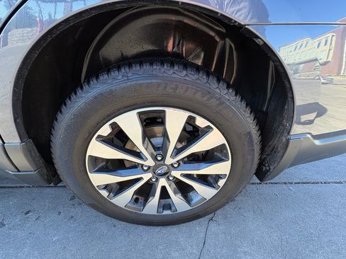 Used 2016 Subaru Outback 2.5i Limited AWD/4WD image 14