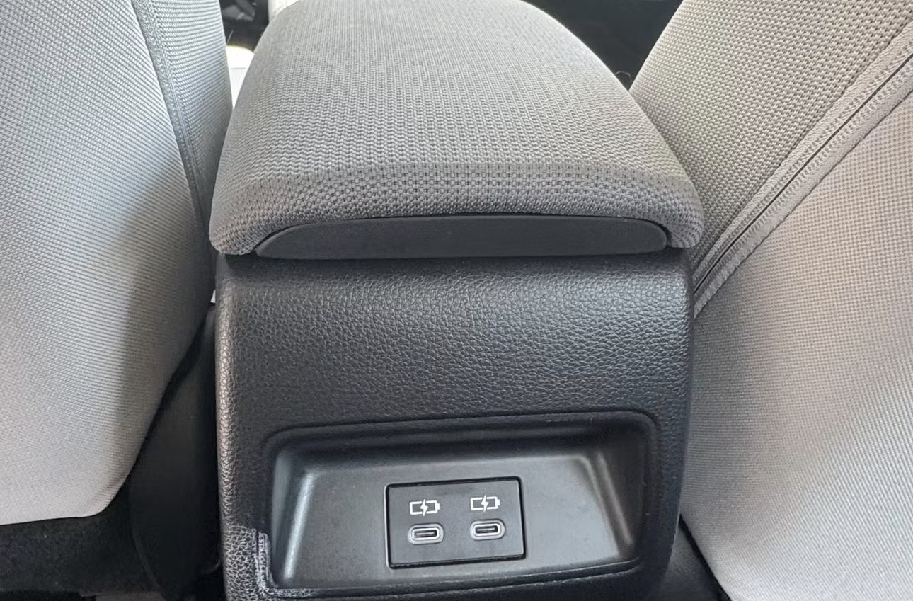Used 2023 Toyota Corolla LE FWD image 19