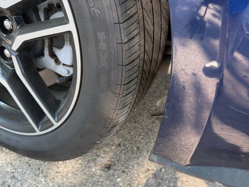 Used 2018 Ford Mustang GT RWD image 13