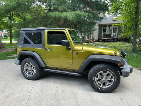 Used 2007 Jeep Wrangler X AWD/4WD image 1