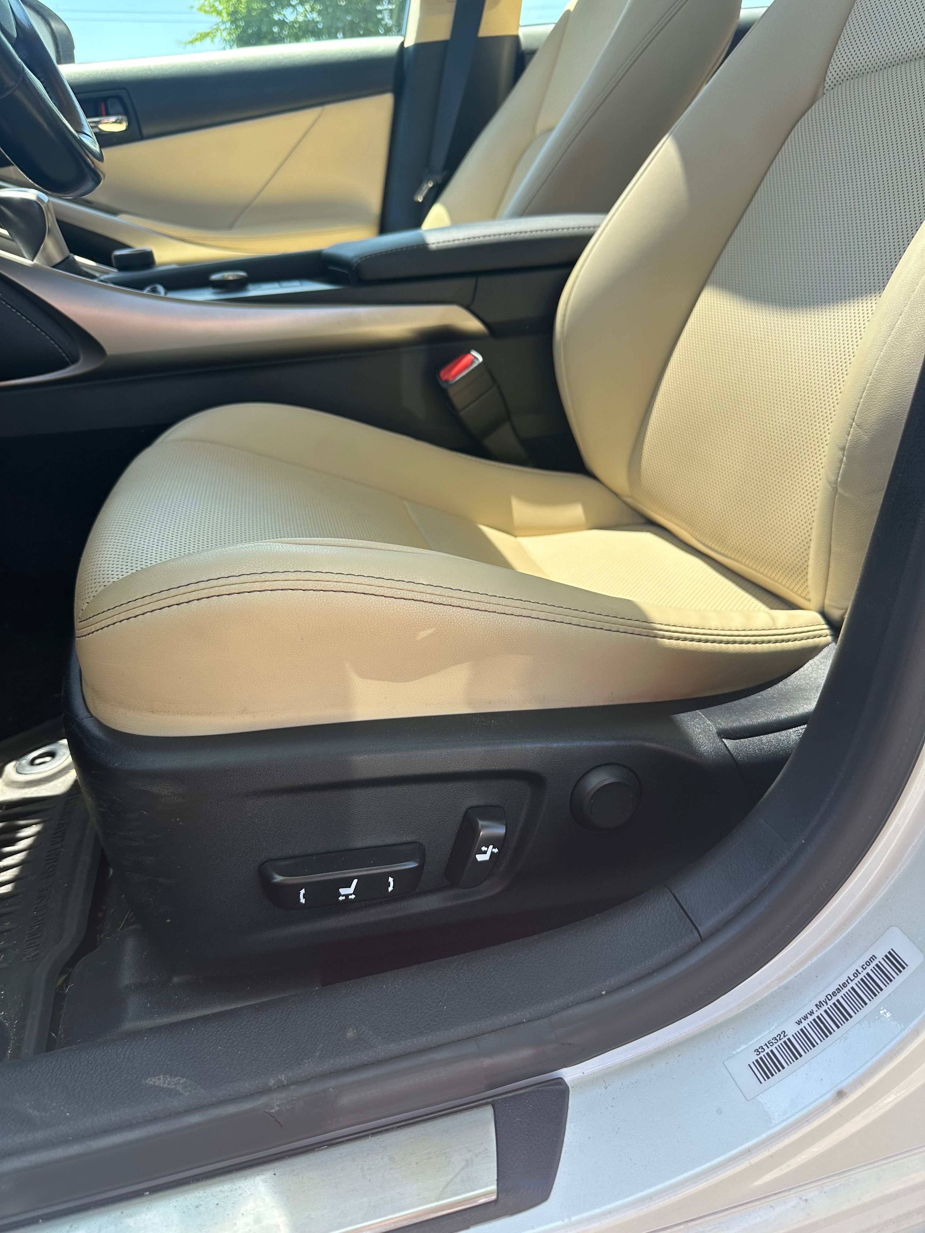 Used 2016 Lexus IS 300 AWD w/ Premium Package image 27