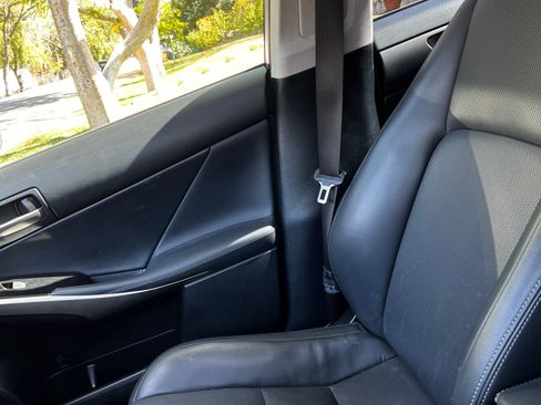 Used 2017 Lexus IS 200t F Sport image 9