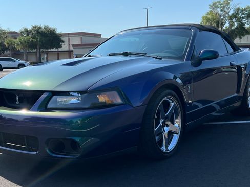 Used 2004 Ford Mustang Cobra RWD image 8