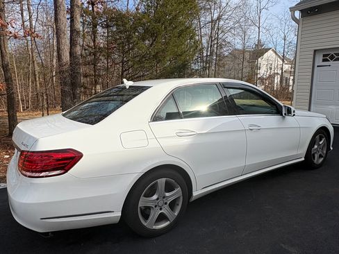 Used 2014 Mercedes-Benz E 350 4MATIC Sedan image 6