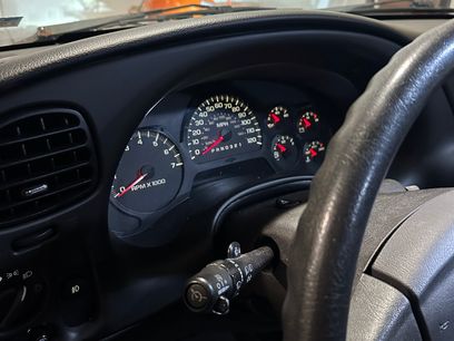 Used 2009 Chevrolet TrailBlazer LT w/ Sun And Sound Package