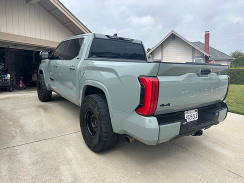 Used 2022 Toyota Tundra SR5 w/ TRD Sport Package AWD/4WD image 18