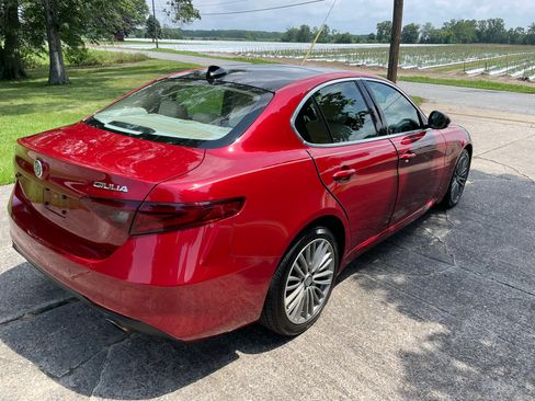 Used 2018 Alfa Romeo Giulia Ti w/ Quick Order Package 22X Lusso image 4