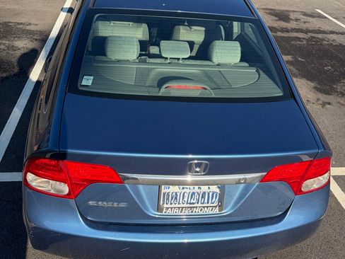 Used 2010 Honda Civic LX image 19