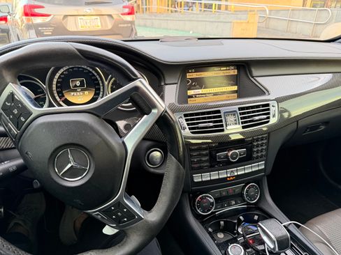Used 2012 Mercedes-Benz CLS 63 AMG image 10
