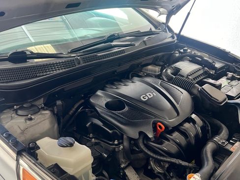 Used 2013 Hyundai Sonata GLS image 2