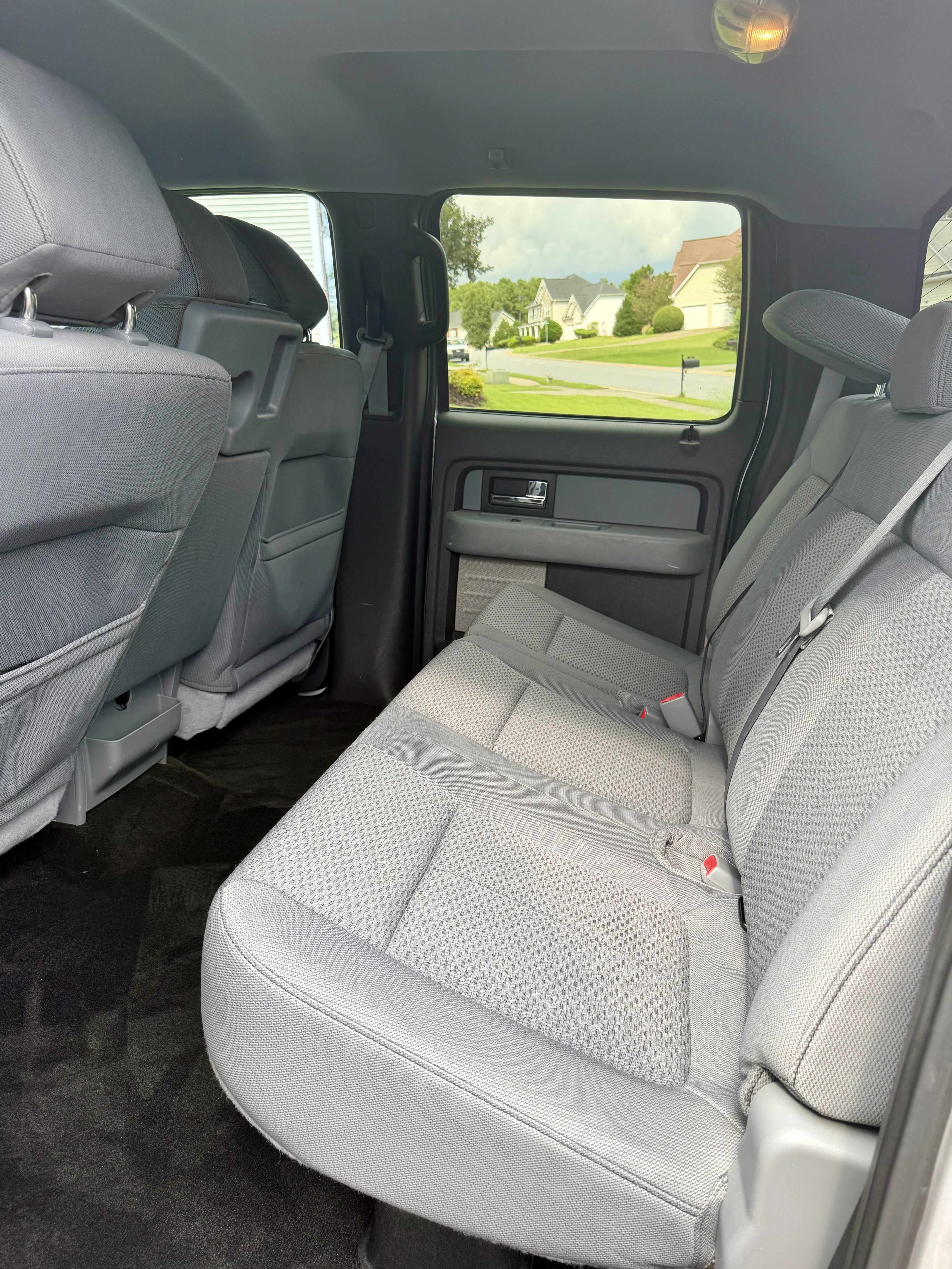 Used 2013 Ford F150 XLT w/ Luxury Equipment Group RWD image 19