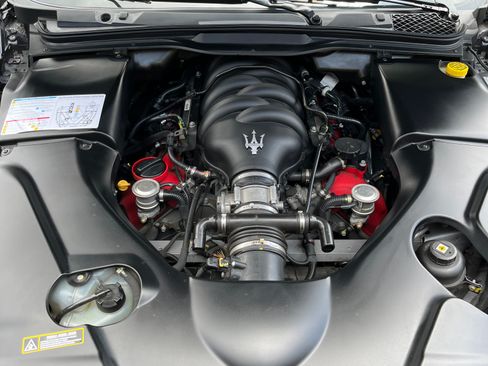 Used 2012 Maserati GranTurismo MC image 13