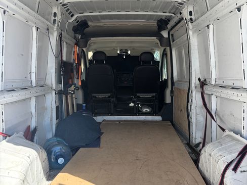 Used 2017 RAM ProMaster 2500 FWD image 12