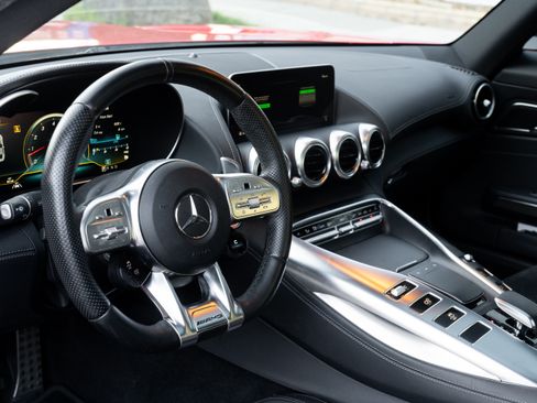 Used 2020 Mercedes-Benz AMG GT Coupe image 13