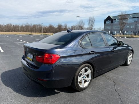 Used 2015 BMW 320i Sedan RWD image 5