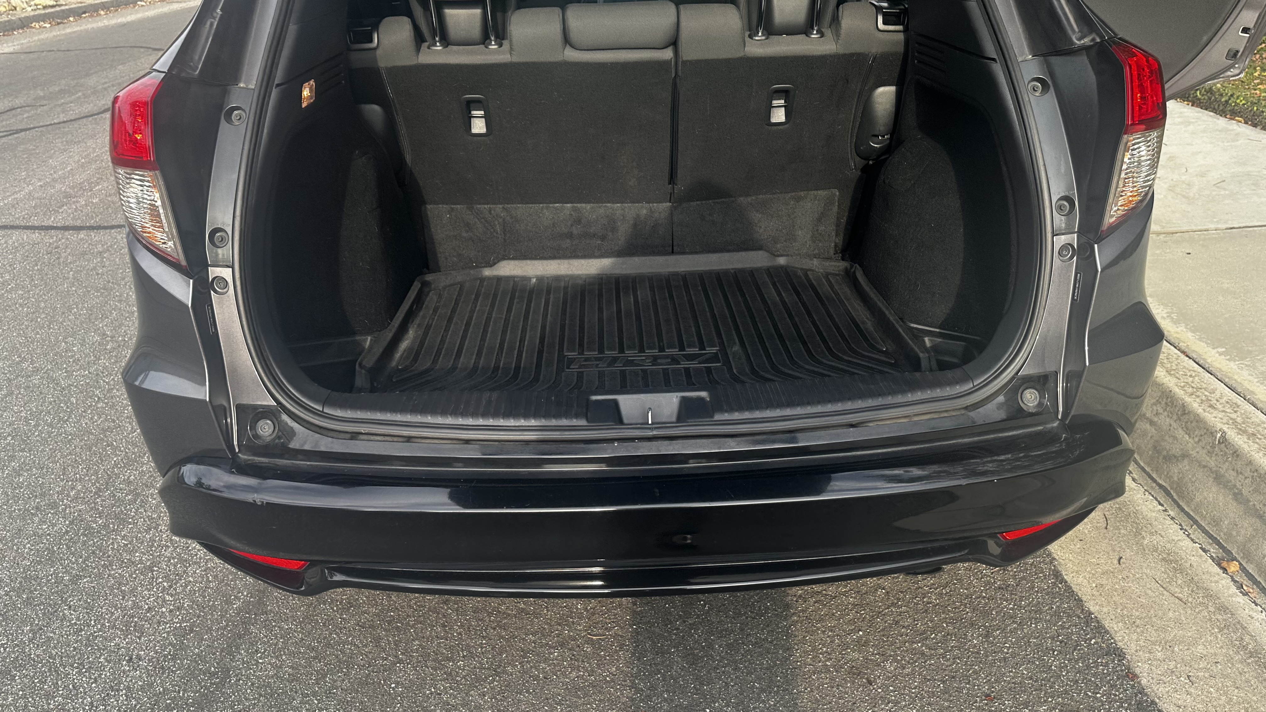 Used 2019 Honda HR-V Sport image 21