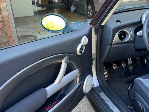 Used 2004 MINI Cooper S image 4