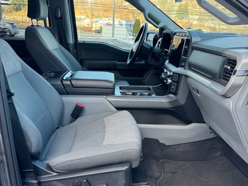 Used 2023 Ford F150 XLT w/ Equipment Group 302A High image 17