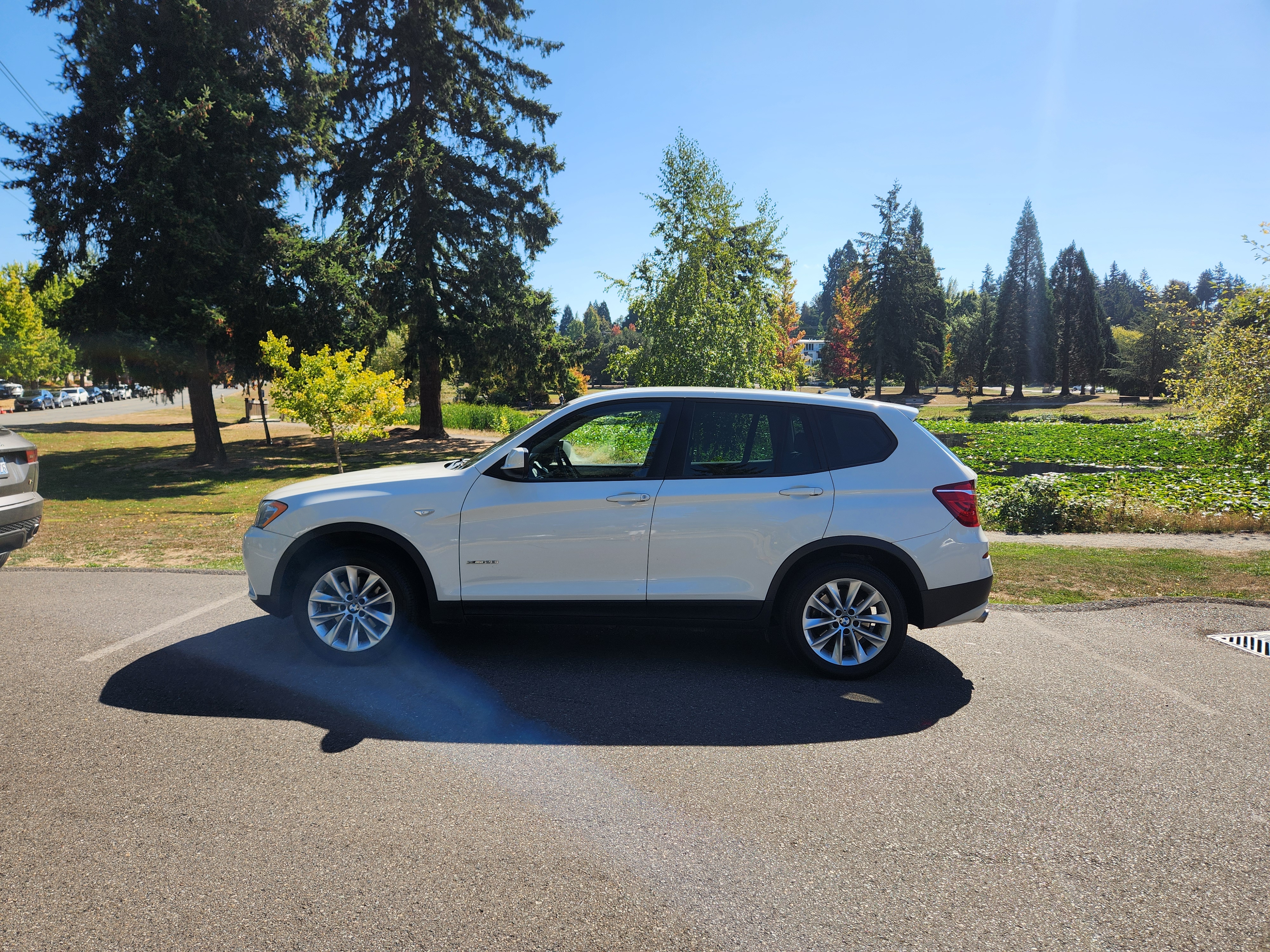Used 2014 BMW X3 xDrive28i AWD/4WD image 4