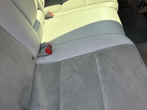 Used 2012 Toyota Camry XLE w/ Leather Pkg FWD image 18