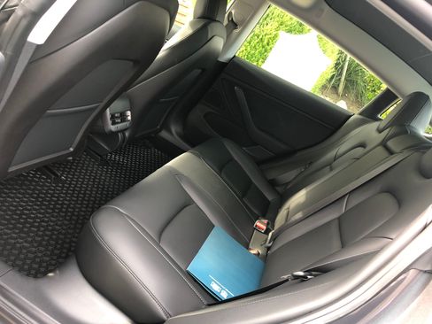 Used 2019 Tesla Model 3 image 10