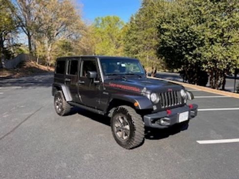 Used 2017 Jeep Wrangler Unlimited Rubicon image 14