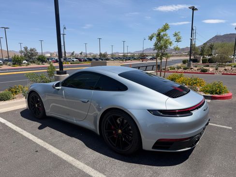 Used 2020 Porsche 911 Carrera S RWD image 9