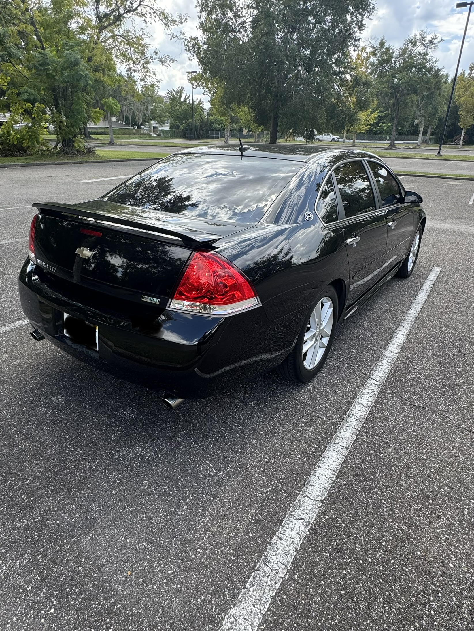 Used 2013 Chevrolet Impala LTZ FWD image 5