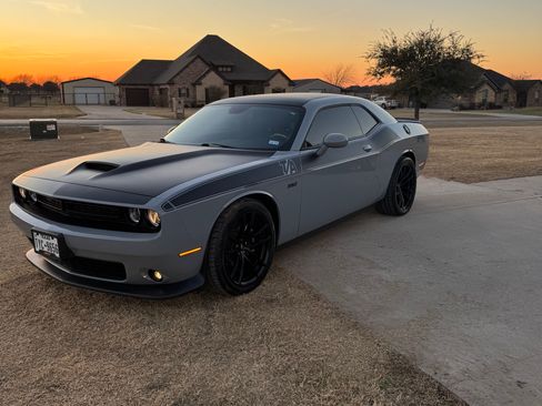 Used 2020 Dodge Challenger R/T Scat Pack w/ T/A Package image 4