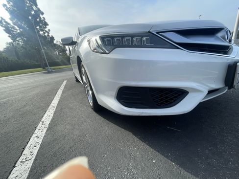 Used 2017 Acura ILX image 19