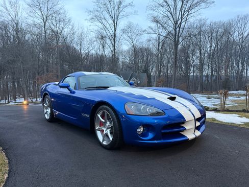 Used 2010 Dodge Viper SRT-10 w/ Protection Group image 2