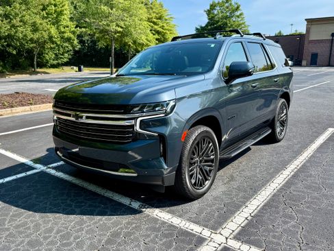 Used 2021 Chevrolet Tahoe LT w/ LT Signature Package AWD/4WD image 4