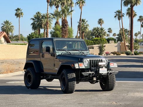 Used 2002 Jeep Wrangler Sport AWD/4WD image 5