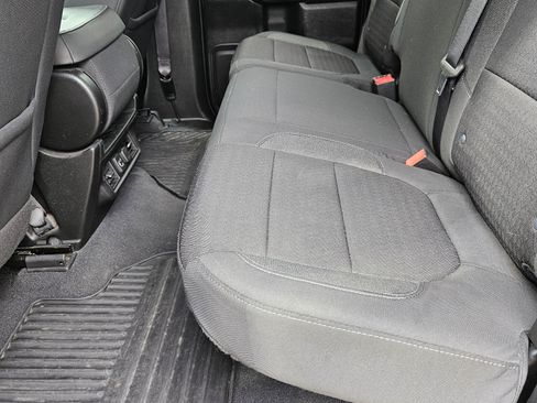 Used 2022 Chevrolet Silverado 1500 LT image 10