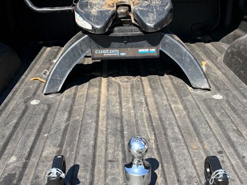 Used 2021 Ford F350 Limited AWD/4WD image 2