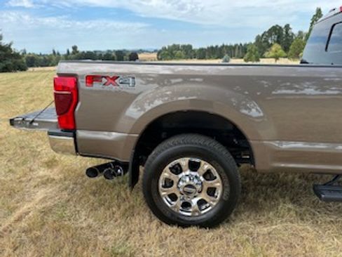 Used 2021 Ford F350 Lariat w/ Lariat Ultimate Package image 12