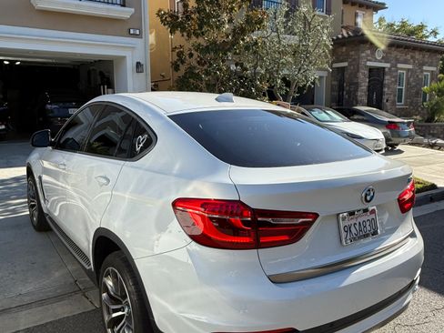 Used 2019 BMW X6 xDrive35i w/ Convenience Package image 2