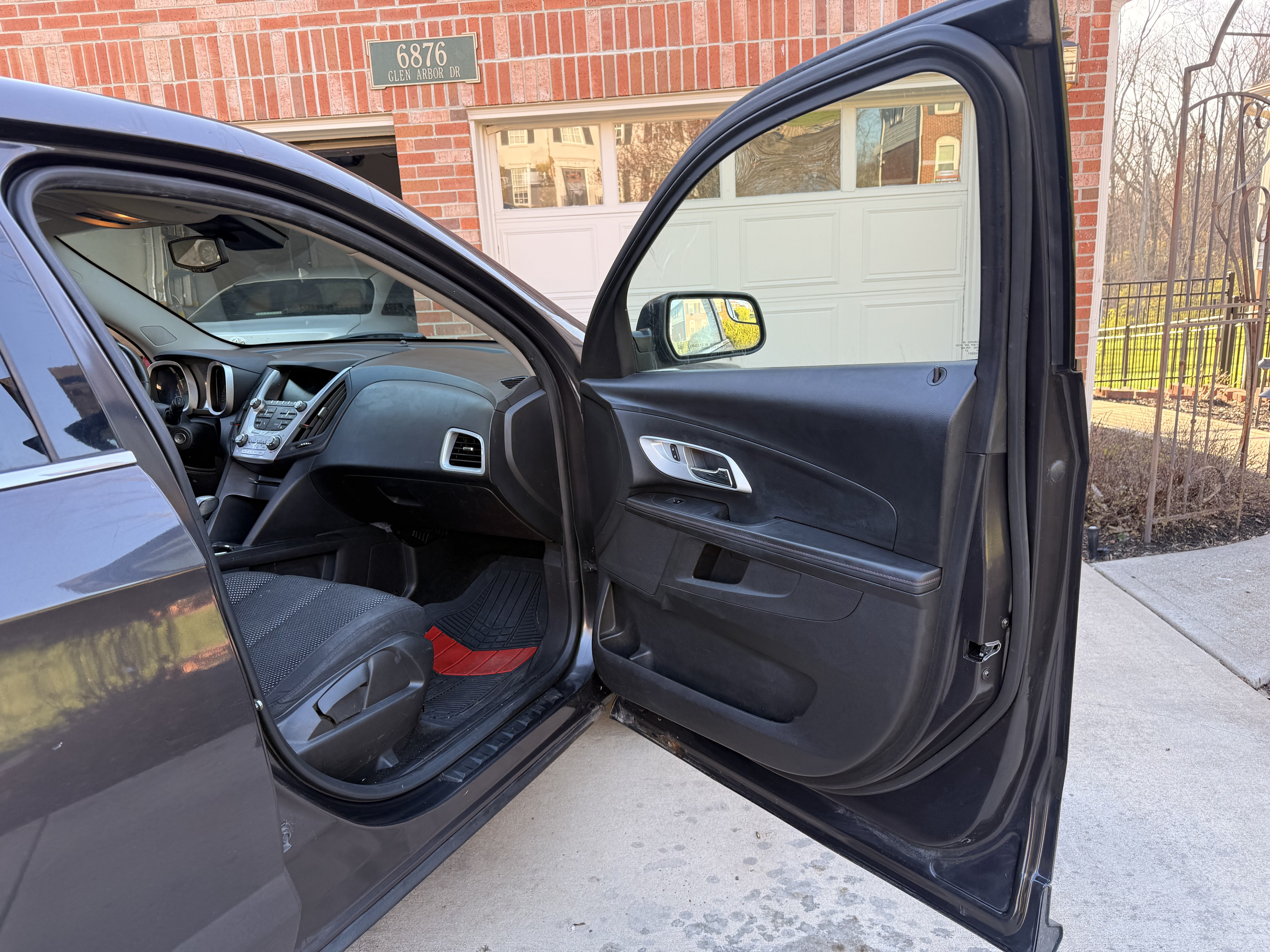 Used 2013 Chevrolet Equinox LT w/ Driver Convenience Package FWD image 11