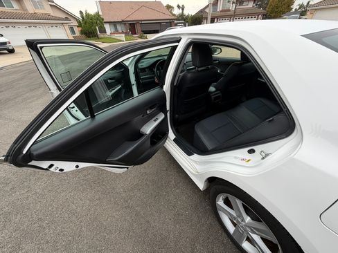 Used 2014 Toyota Camry SE image 15