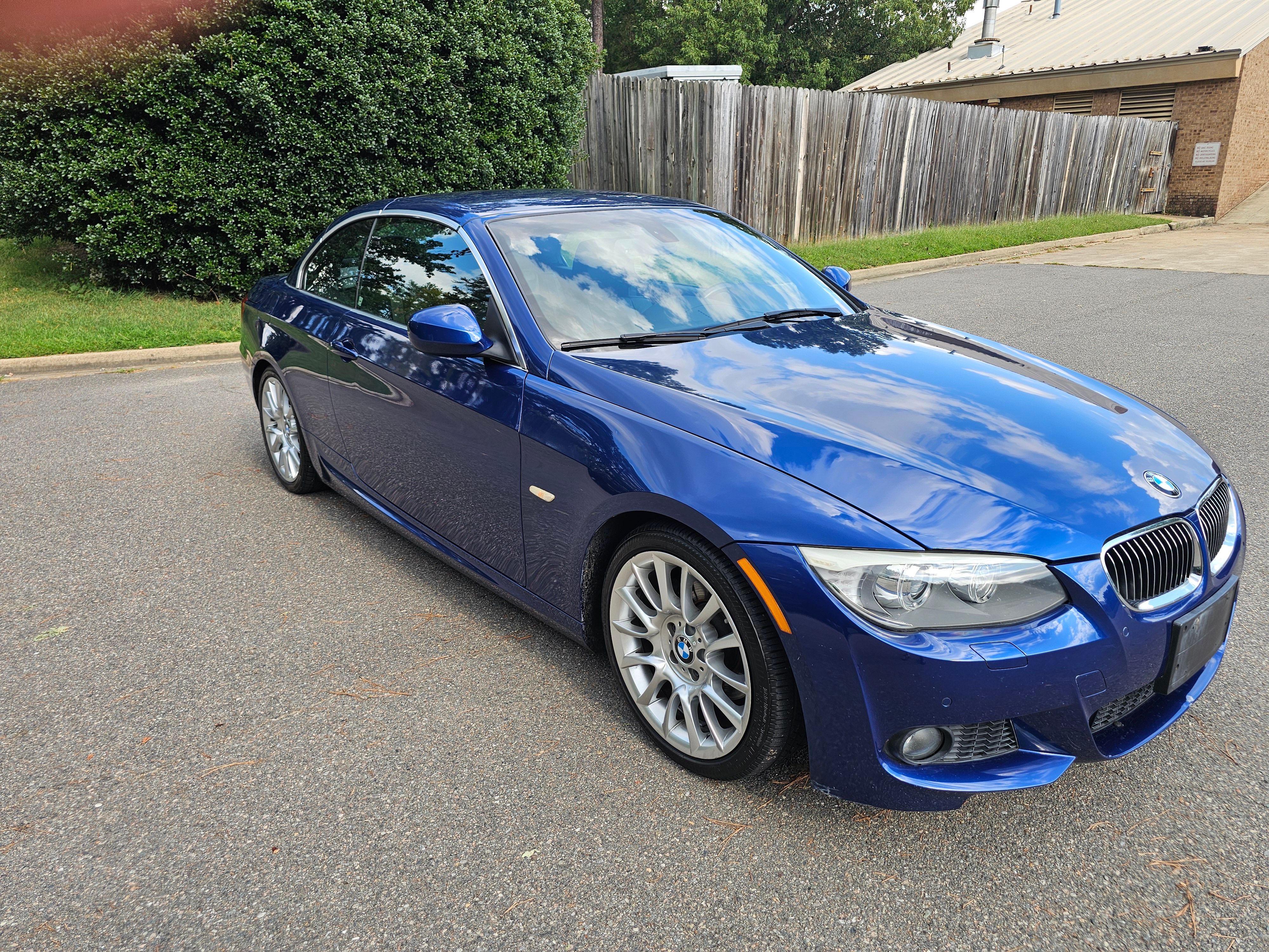 Used 2012 BMW 328i Convertible RWD image 22