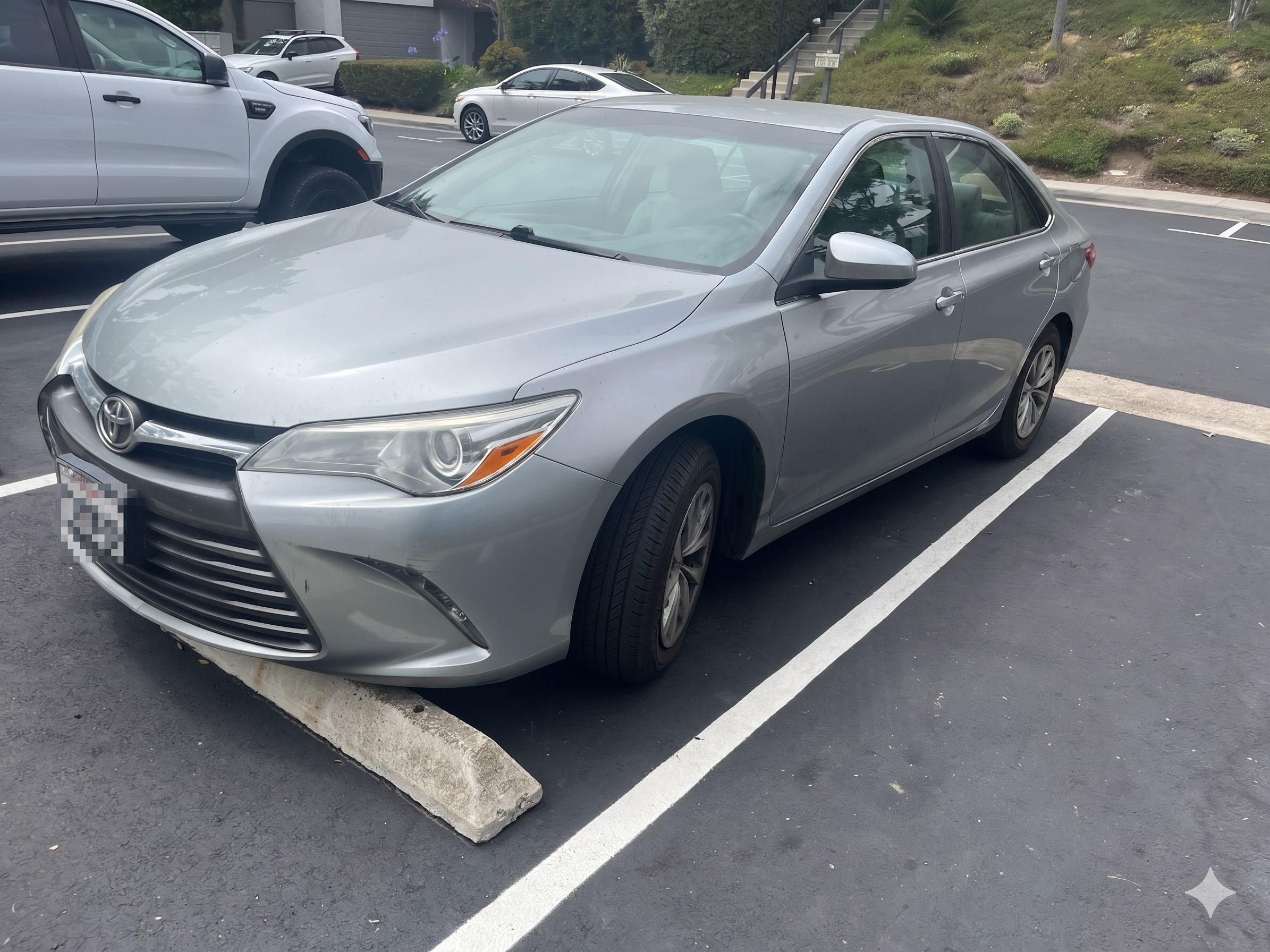 Used 2017 Toyota Camry LE FWD image 9